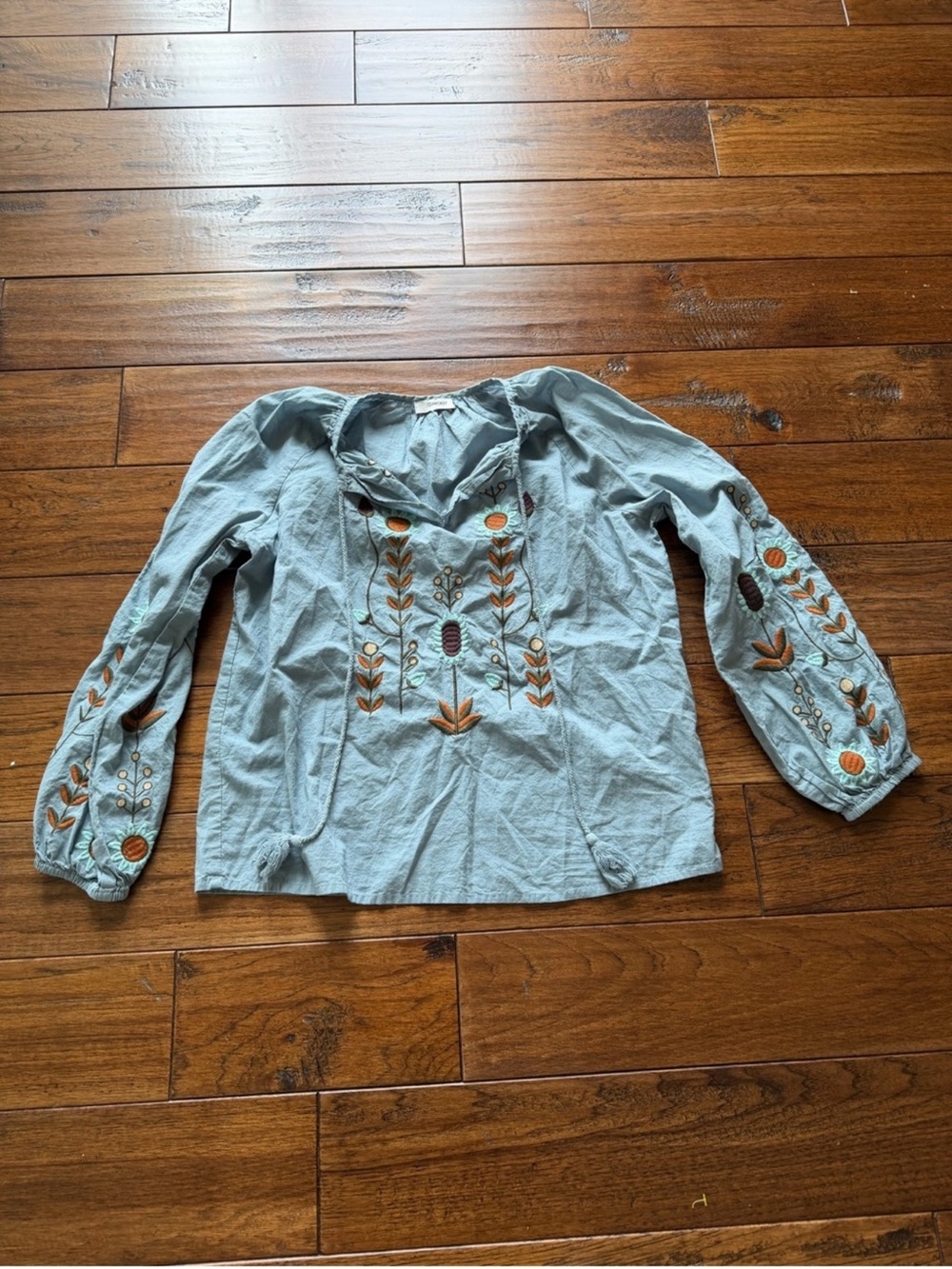 Light Blue Embroidered Peasant Top with Floral Accents 100% Cotton size Small - Picture 4 of 4